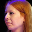 Ariane Gélinas als Valérie