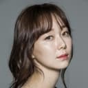 Lee You-young als Yang Hee-sook