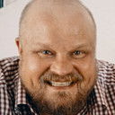 Mikko Mykkänen als Griffin