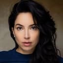 Christie-Leigh Emby als Nicole
