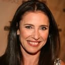 Mimi Rogers als April Saunders