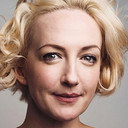 Alex Young als Young Sally