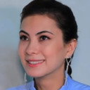Nigina Anarbayeva als Sevara (stewardess)