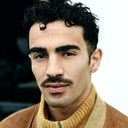 Ivar Wafaei als Guard 1