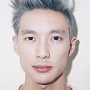 Topher Park als Chris