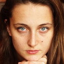 Lilian Sassanelli als Julia