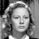 Elena Luber als Sekretärin