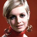 Twiggy als Self