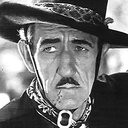 Earl Dwire als Wild Bill Holman