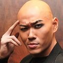 Deddy Corbuzier als Yoga Instructor