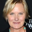 Denise Crosby als Nora Hunter