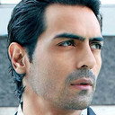 Arjun Rampal als Major Iqbal