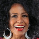 Scherrie Payne als Self