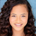Tiana Le als Destiny Winters