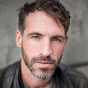 Jason Bowen als Brad
