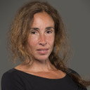 Magdalena Eshaya als The Beggar