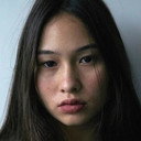 Angela Sari als Lillian