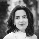 Hala Al-Dosari als Self
