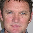 Des Morgan als Jim Crawford
