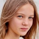 Lucie Loste Berset als Anya