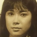 Emi Tabata als Emi