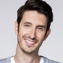 Jérémy Demay als Self - Host