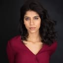 Nikita Tewani als Kelly