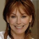 Lesley-Anne Down als Flax