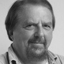 Gwynne Dyer als Narrator (voice)