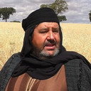 Antonio García als Padre del capataz
