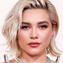 Florence Pugh als Alice