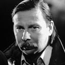 Matti Pellonpää als Interpreter of Fruktosian