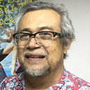 Adman Salleh als Professor Azmi