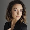 Holly Shervey als Kelly