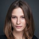 Serenay Sarıkaya als Itır