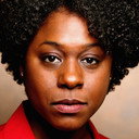 Nicole J. Butler als Paula