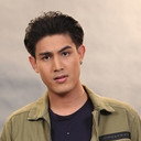 Bank Chanathip Phisuteriwong als Meng [Dam's friend]
