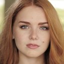 Emma Reinagel als Sophie Fine