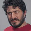 Ayton Sert als Arap Celal (voice)