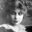 Violet Horner als Thérèse Roger