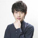 松本岳 als Yakumo "Cloud" Katou - AoNinger