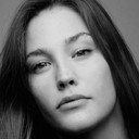 Camille Dugast als Jeanne