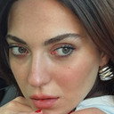 Merve Honca als Elif