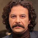 Hesam Manzour als Hesam Ad-din