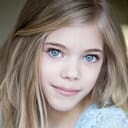 Elle McKinnon als Charlotte Cody