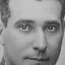 Pedro Barreto als Kent Carr