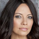 Rebecca Ocampo als Art Teacher