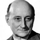 Felix Aylmer als Clarence Olderberry Sr.