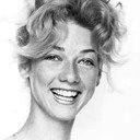 France Rumilly als Woman Selling Eyeglasses