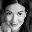 Johanna Lazcano als Claire